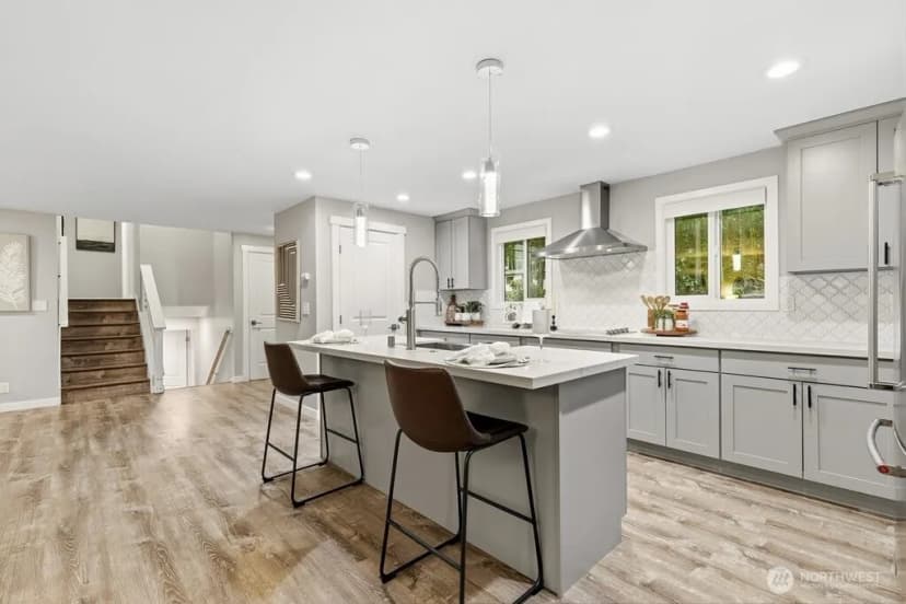 Property photo for 16130 Se Newport Way, Bellevue photo 10