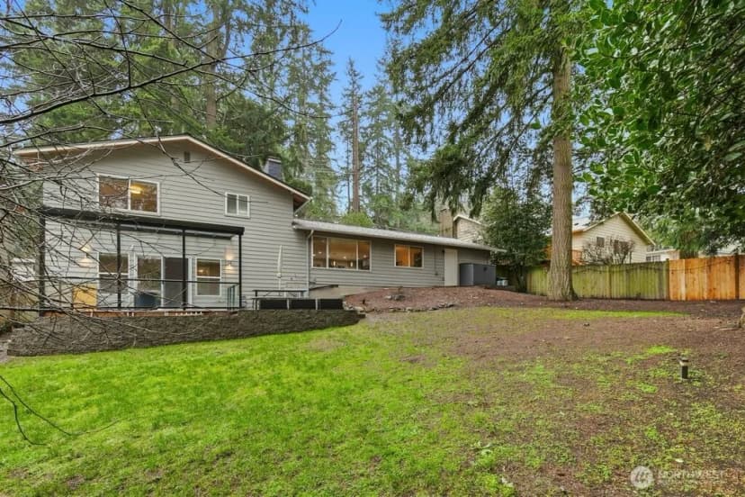 Property photo for 16130 Se Newport Way, Bellevue photo 31