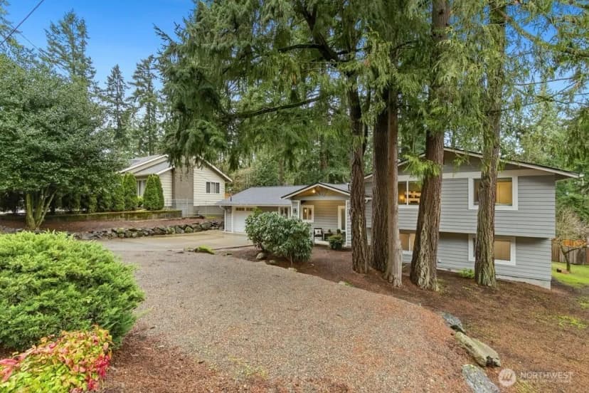 Property photo for 16130 Se Newport Way, Bellevue photo 3