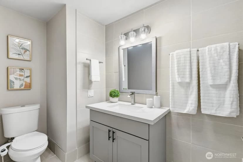 Property photo for 16130 Se Newport Way, Bellevue photo 19