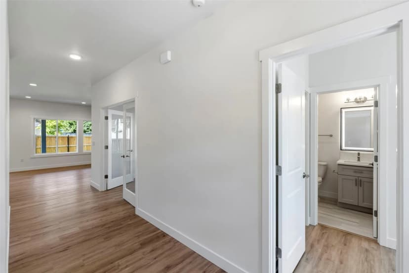 Property photo for 6841 Kyodi Court Se, Tumwater photo 2