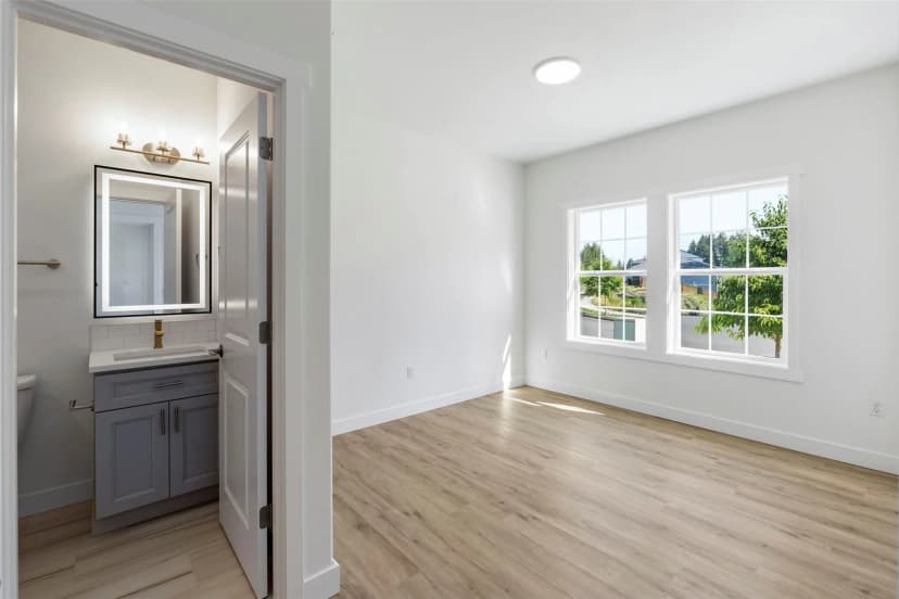 Property photo for 6841 Kyodi Court Se, Tumwater photo 3