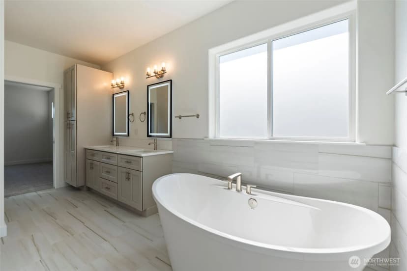 Property photo for 6841 Kyodi Court Se, Tumwater photo 29