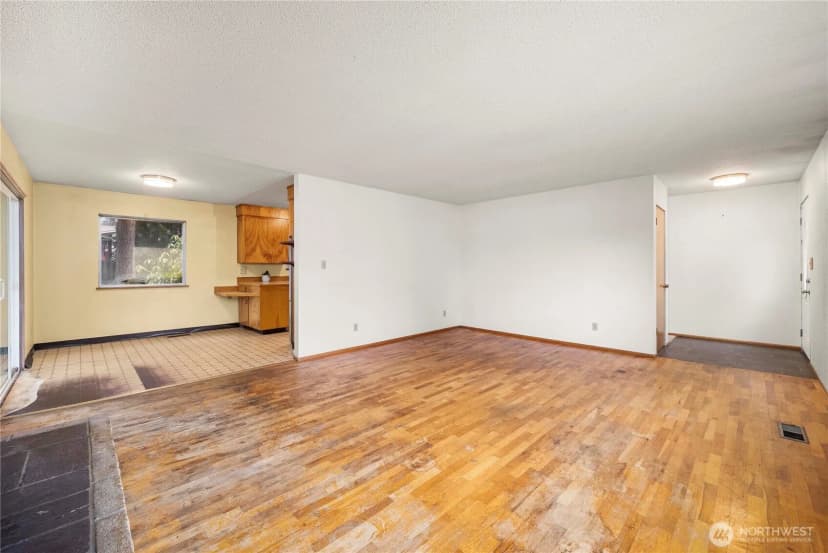 Property photo for 10102 75th Avenue E, Puyallup photo 7