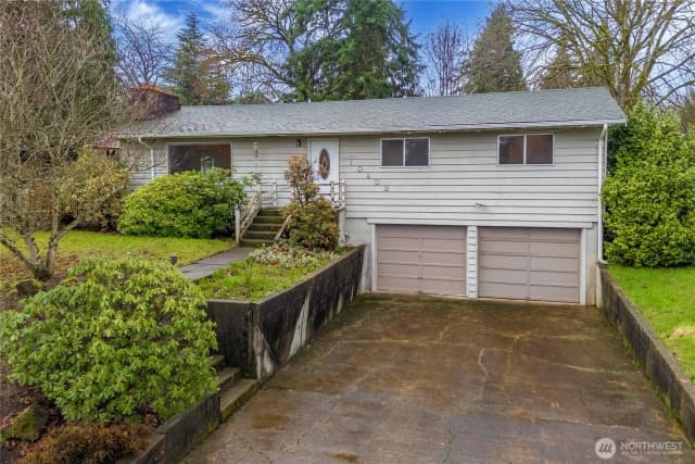 Property photo for 10102 75th Avenue E, Puyallup