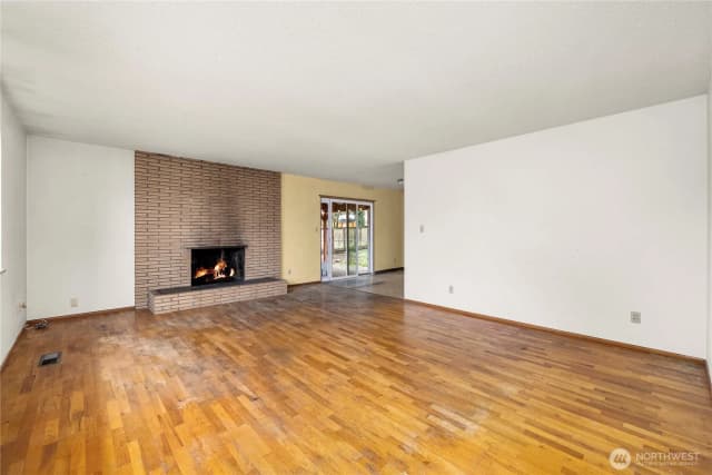 Property photo for 10102 75th Avenue E, Puyallup photo 4