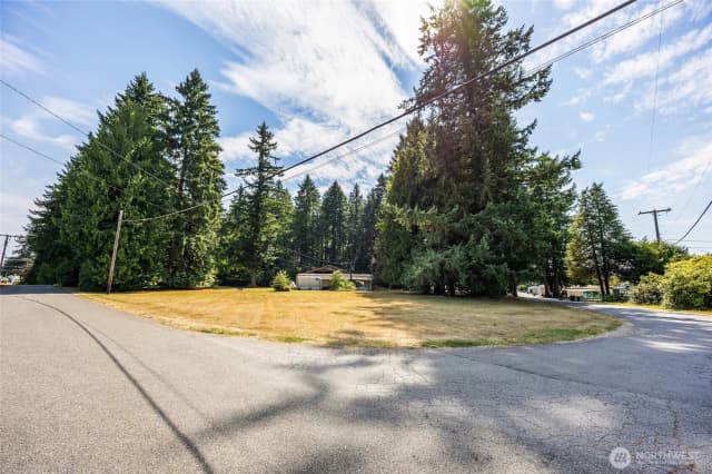 Property photo for 4027 Dent Road Sw, Olympia