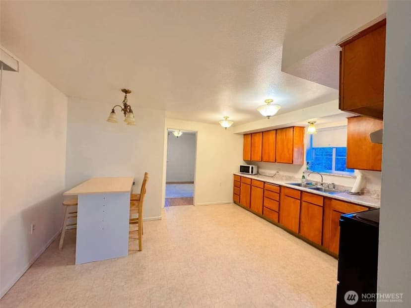 Property photo for 1506 S 43rd Street, Tacoma photo 15