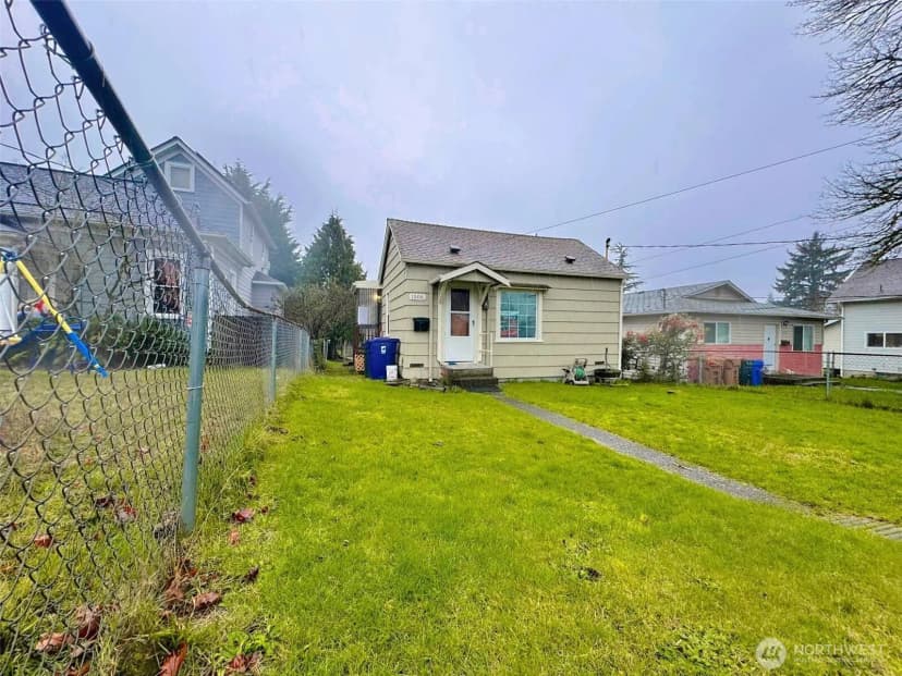 Property photo for 1506 S 43rd Street, Tacoma photo 7