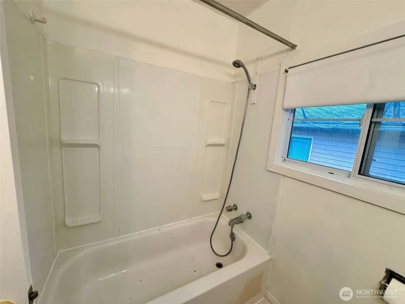 Property photo for 1506 S 43rd Street, Tacoma photo 13