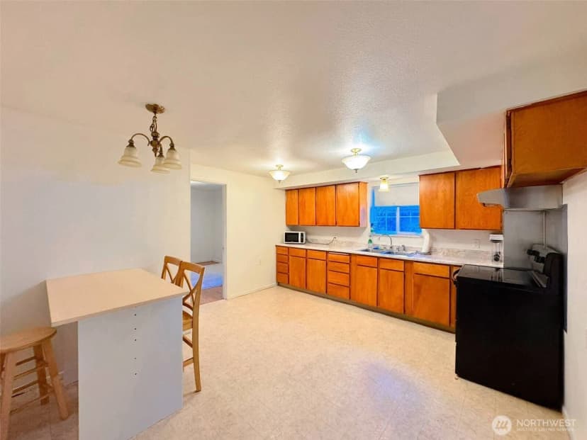 Property photo for 1506 S 43rd Street, Tacoma photo 16