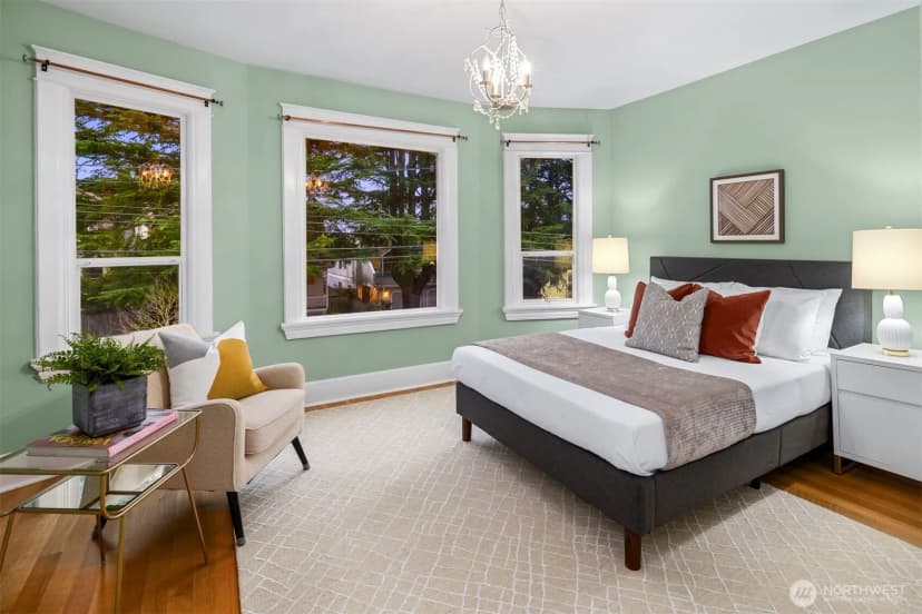 Property photo for 703 24th Avenue S, Seattle photo 13