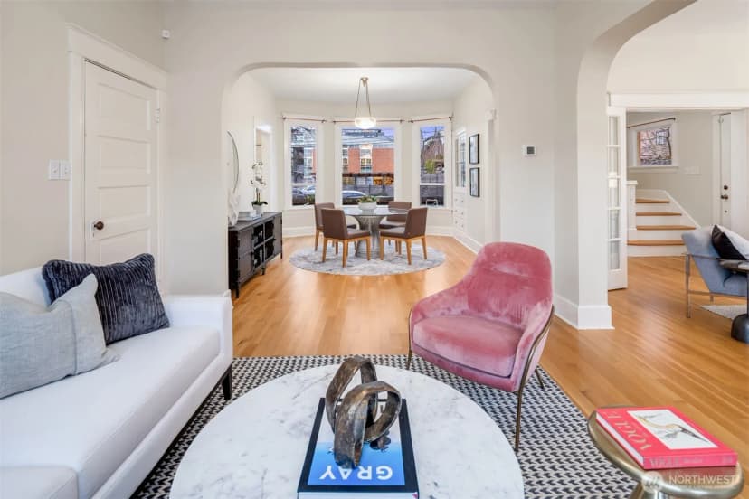 Property photo for 703 24th Avenue S, Seattle photo 5