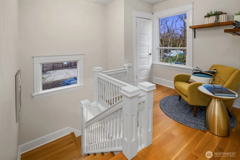 Property photo for 703 24th Avenue S, Seattle photo 21