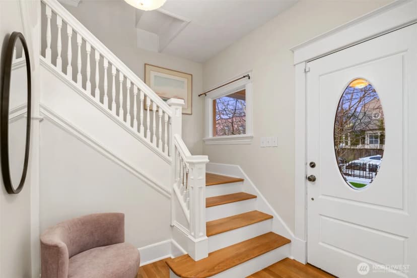Property photo for 703 24th Avenue S, Seattle photo 22