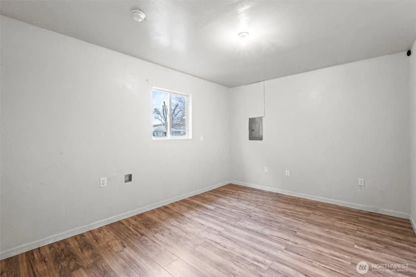 Property photo for 112 E Street Ne, Ephrata photo 19