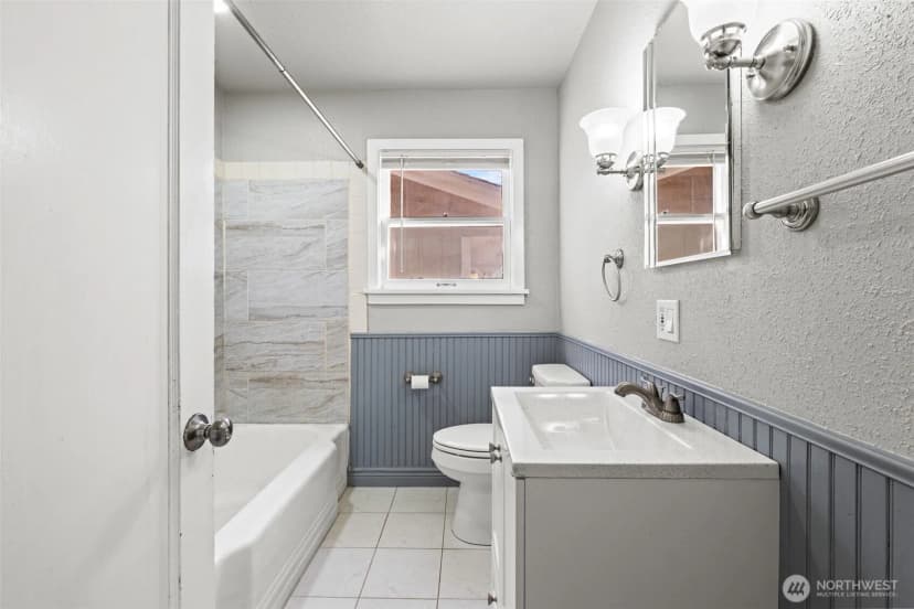 Property photo for 112 E Street Ne, Ephrata photo 11