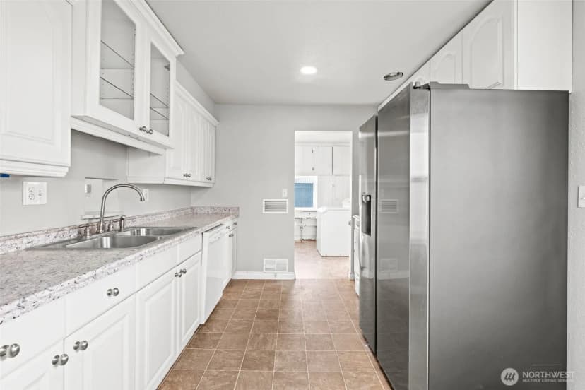 Property photo for 112 E Street Ne, Ephrata photo 7