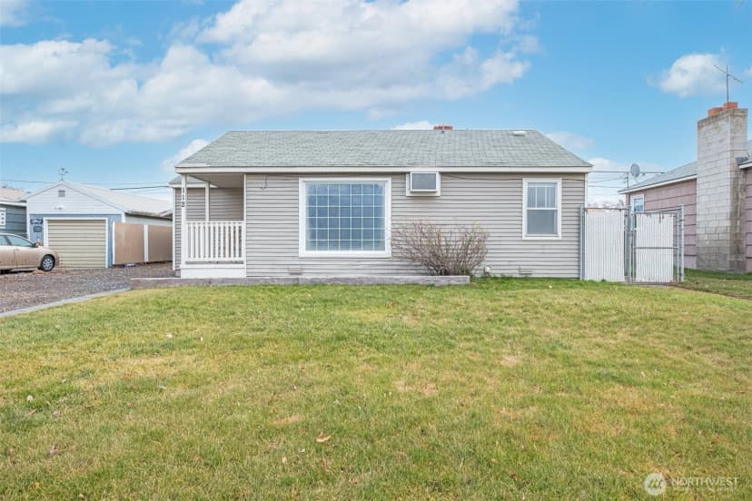 Property photo for 112 E Street Ne, Ephrata