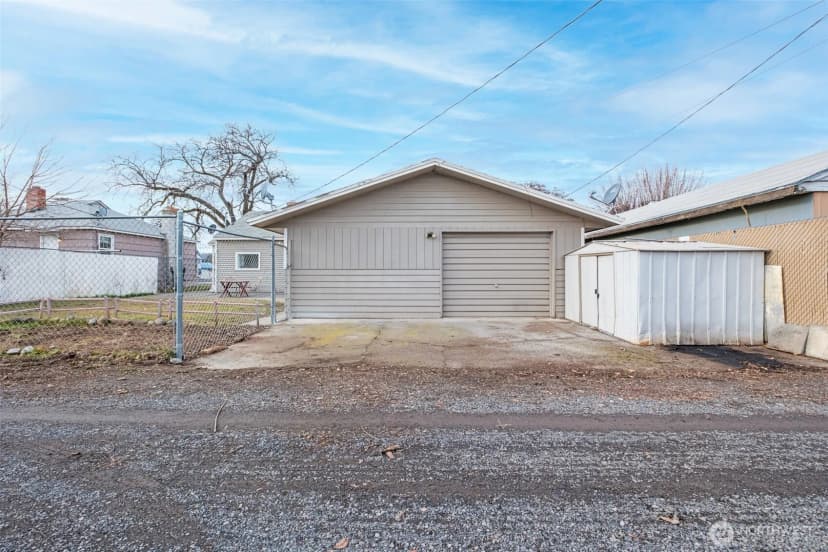 Property photo for 112 E Street Ne, Ephrata photo 31