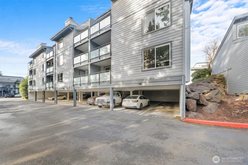 Property photo for 2515 Ne 4th Street #522, Renton photo 24