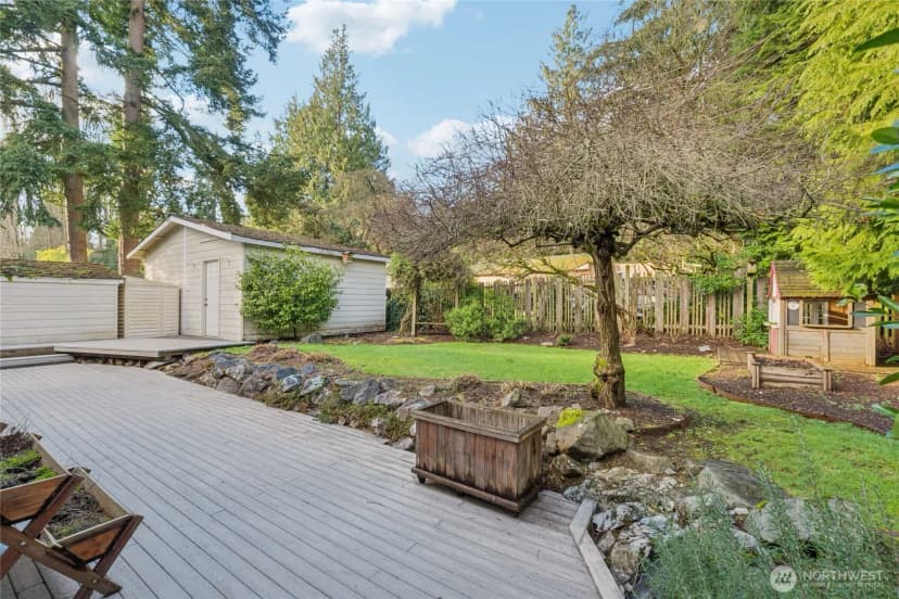 Property photo for 9209 20th Avenue Ne, Seattle photo 32