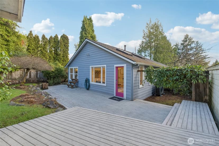 Property photo for 9209 20th Avenue Ne, Seattle photo 30