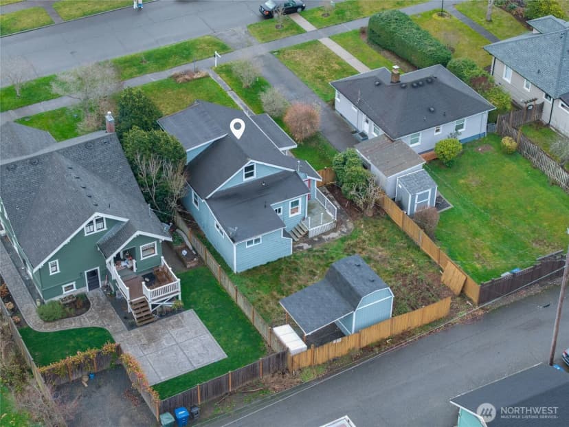 Property photo for 1018 Rucker Avenue, Everett photo 2