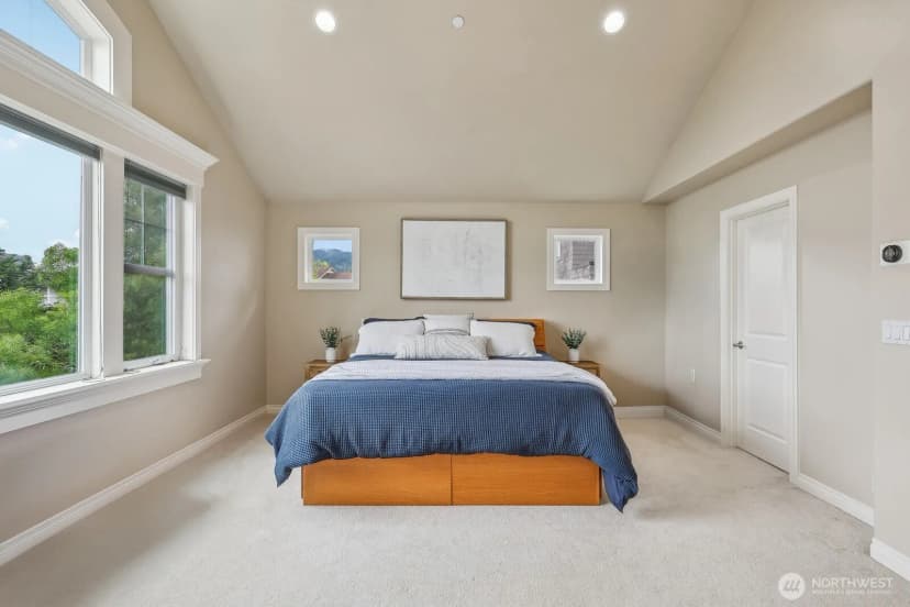 Property photo for 721 Lingering Pine Drive Nw, Issaquah photo 29