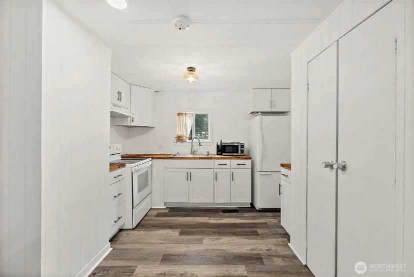Property photo for 16503 Village Drive Se, Rainier photo 8