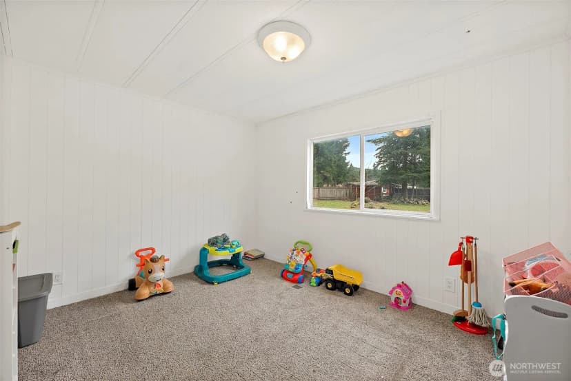 Property photo for 16503 Village Drive Se, Rainier photo 11