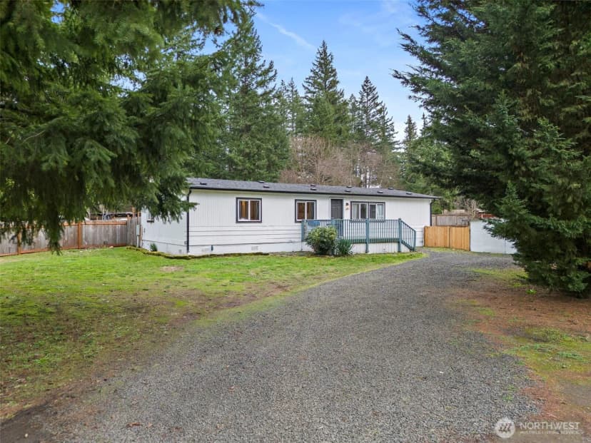 Property photo for 16503 Village Drive Se, Rainier photo 3