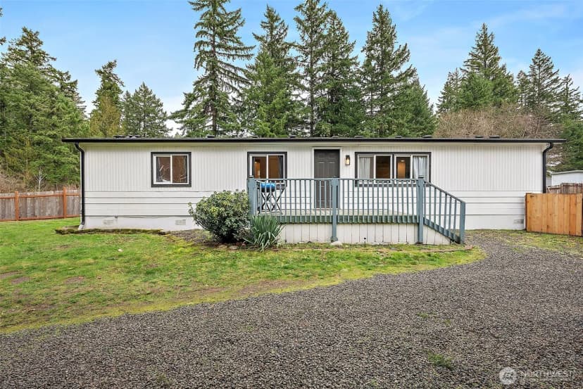 Property photo for 16503 Village Drive Se, Rainier photo 2