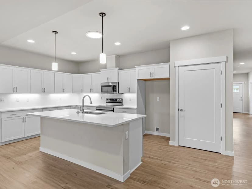 Property photo for 742 Parkland Loop, Sedro Woolley photo 11