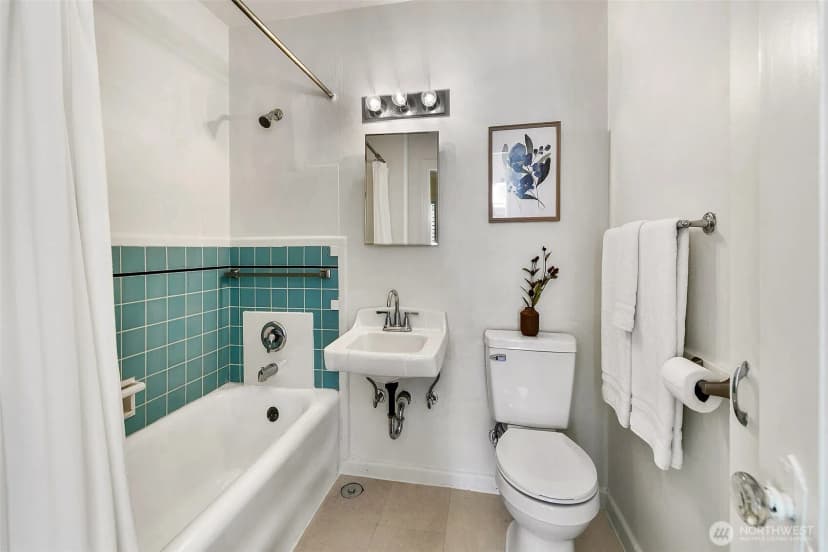 Property photo for 220 W Olympic Place #308, Seattle photo 13