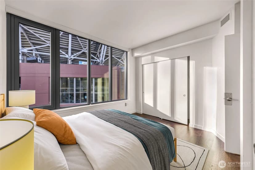 Property photo for 590 1st Avenue S #810, Seattle photo 17
