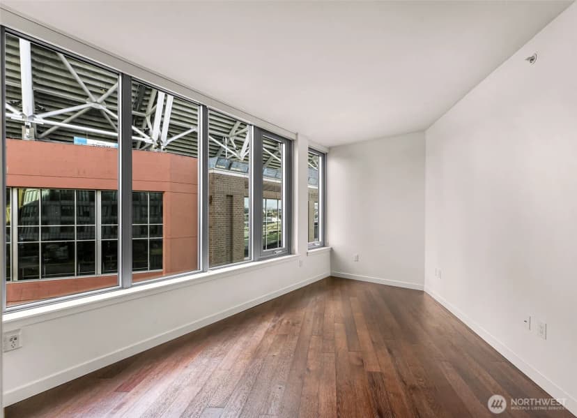 Property photo for 590 1st Avenue S #810, Seattle photo 8