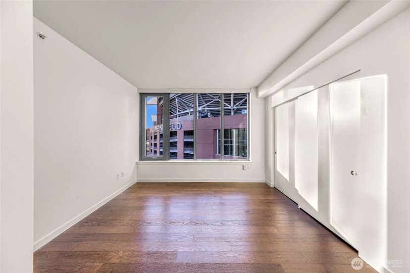 Property photo for 590 1st Avenue S #810, Seattle photo 21