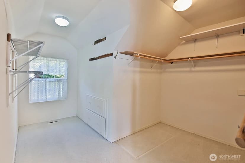Property photo for 2820 Sw Scenic Heights Street, Oak Harbor photo 25