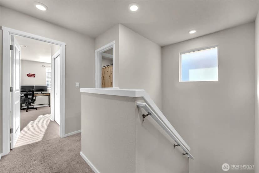 Property photo for 2936 N 3rd Way, Ridgefield photo 16