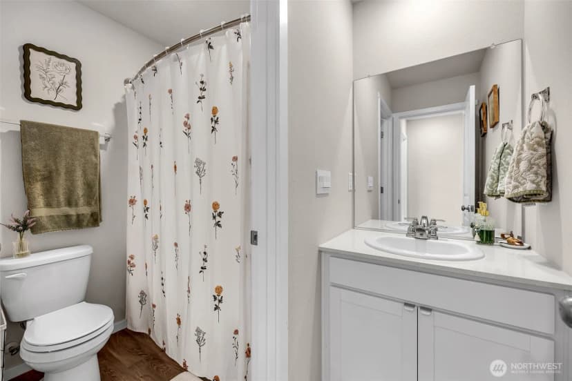 Property photo for 2936 N 3rd Way, Ridgefield photo 26