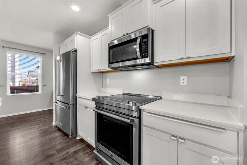 Property photo for 2936 N 3rd Way, Ridgefield photo 5