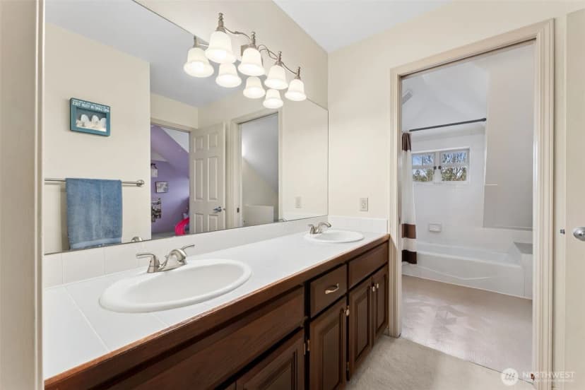 Property photo for 19301 4th Place Sw, Normandy Park photo 25