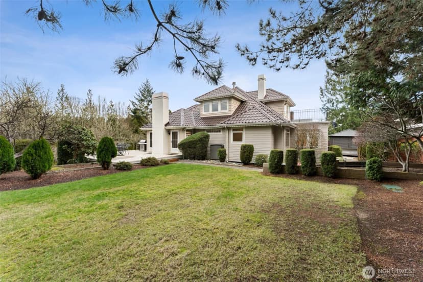 Property photo for 19301 4th Place Sw, Normandy Park photo 29