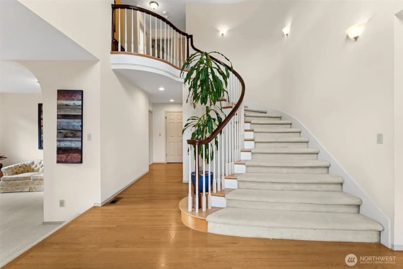 Property photo for 19301 4th Place Sw, Normandy Park photo 5