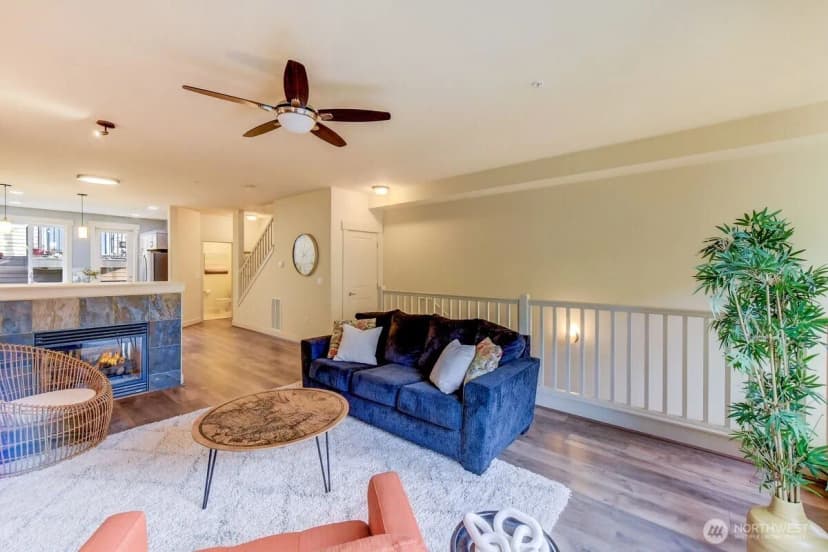 Property photo for 2115 201st Place Se #f-4, Bothell photo 4