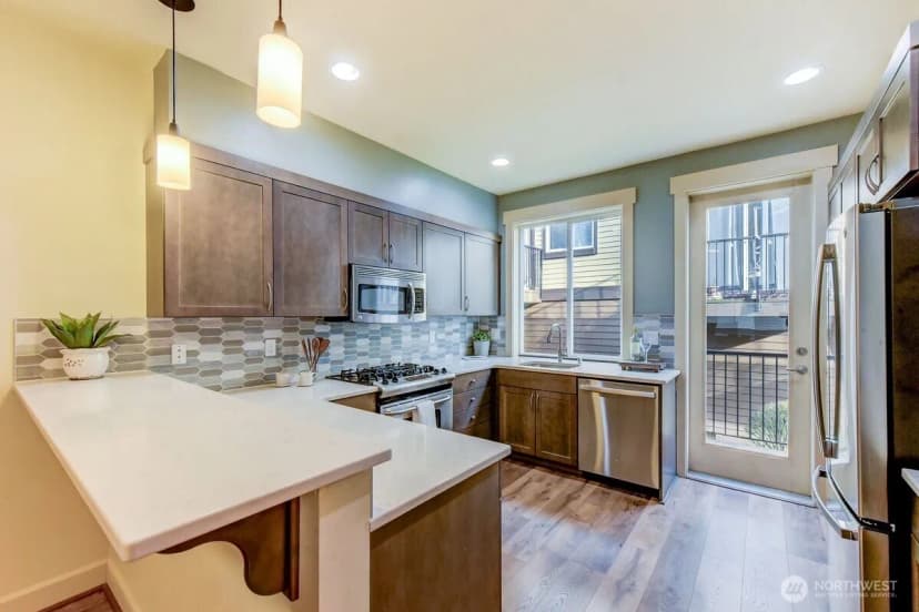 Property photo for 2115 201st Place Se #f-4, Bothell photo 8