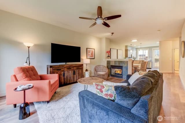 Property photo for 2115 201st Place Se #f-4, Bothell photo 3