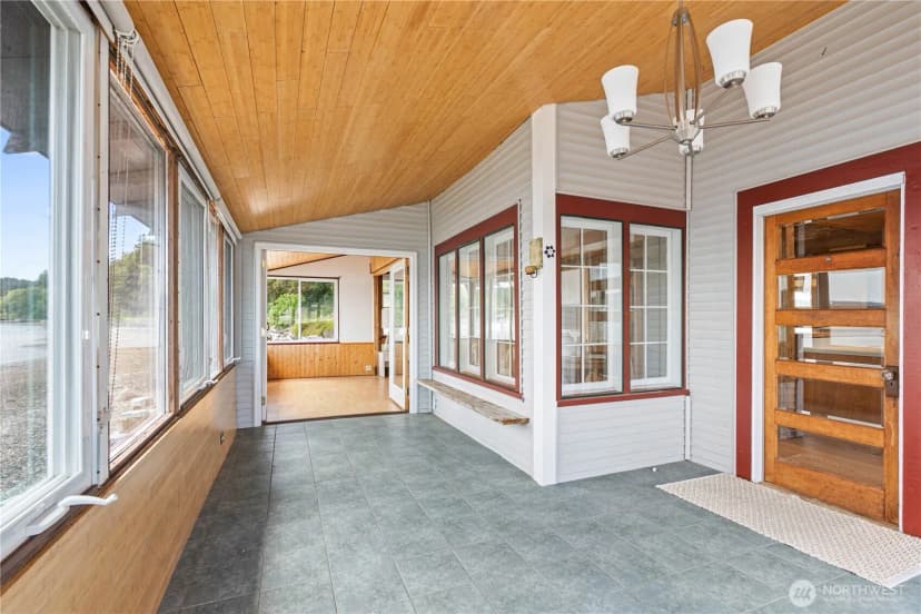Property photo for 24186 Vashon Highway Sw, Vashon photo 17