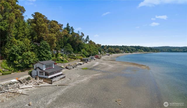 Property photo for 24186 Vashon Highway Sw, Vashon photo 3